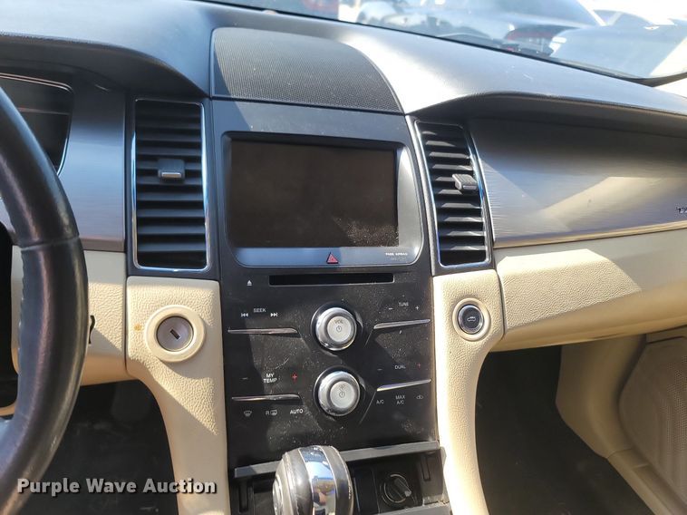 image for item OG9356 2013 Ford Taurus SEL