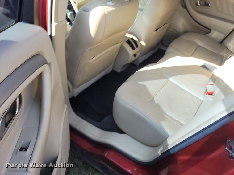 image for item OG9356 2013 Ford Taurus SEL