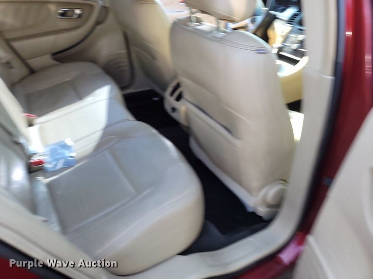 image for item OG9356 2013 Ford Taurus SEL