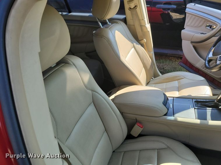 image for item OG9356 2013 Ford Taurus SEL