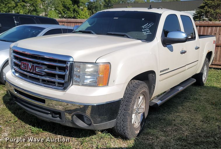 image for item OG9358 2012 GMC Sierra 1500  Crew Cab pickup truck