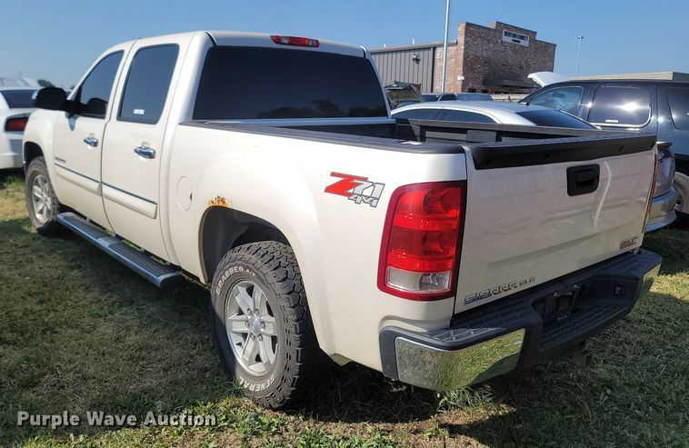 image for item OG9358 2012 GMC Sierra 1500  Crew Cab pickup truck