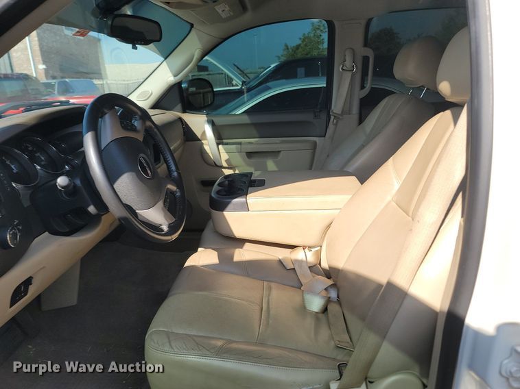 image for item OG9358 2012 GMC Sierra 1500  Crew Cab pickup truck