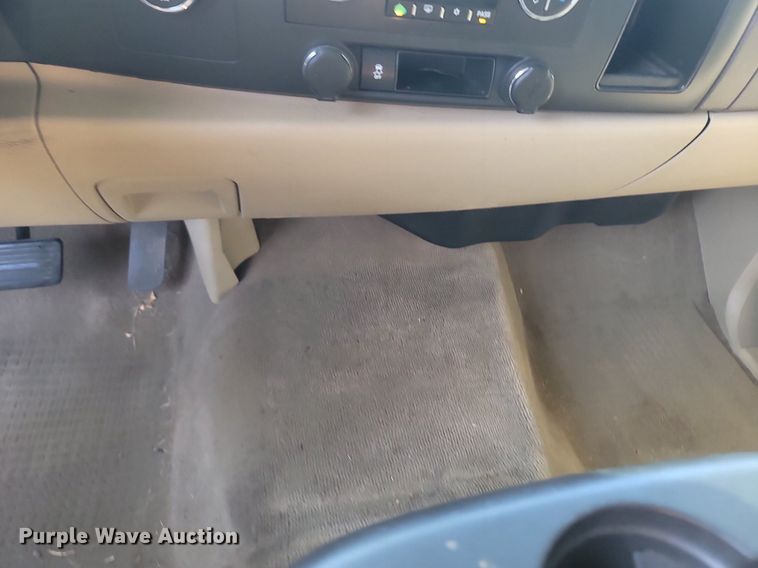 image for item OG9358 2012 GMC Sierra 1500  Crew Cab pickup truck