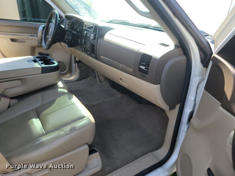 image for item OG9358 2012 GMC Sierra 1500  Crew Cab pickup truck