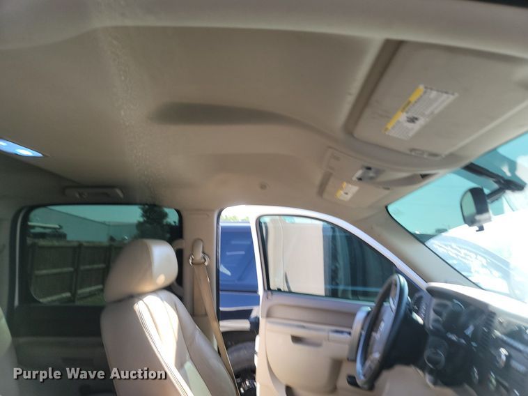 image for item OG9358 2012 GMC Sierra 1500  Crew Cab pickup truck