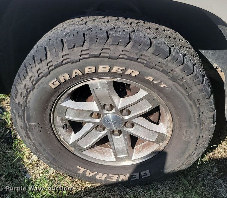 image for item OG9358 2012 GMC Sierra 1500  Crew Cab pickup truck