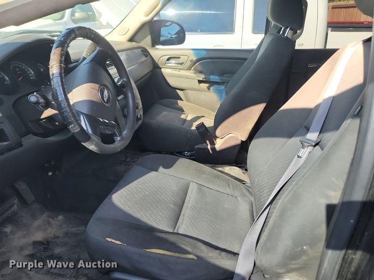 image for item OG9360 2013 Chevrolet Tahoe Police  SUV