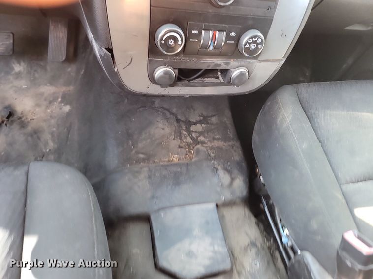 image for item OG9360 2013 Chevrolet Tahoe Police  SUV