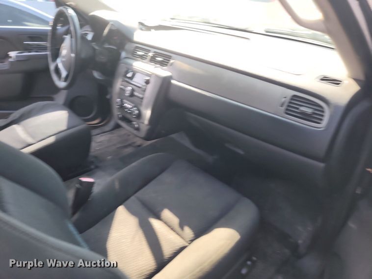 image for item OG9360 2013 Chevrolet Tahoe Police  SUV