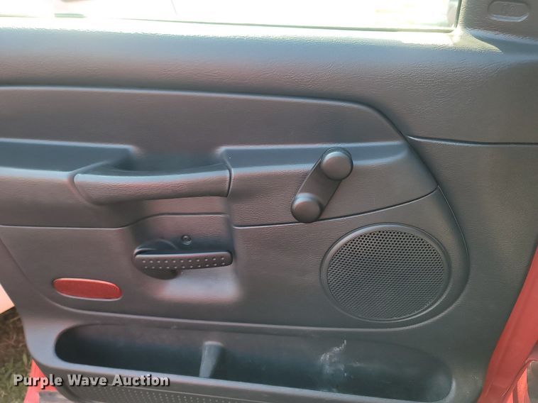 image for item OG9362 2005 Dodge Ram 1500  Quad Cab pickup truck