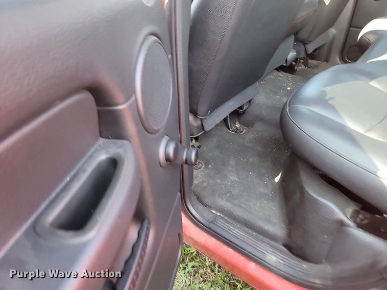 image for item OG9362 2005 Dodge Ram 1500  Quad Cab pickup truck