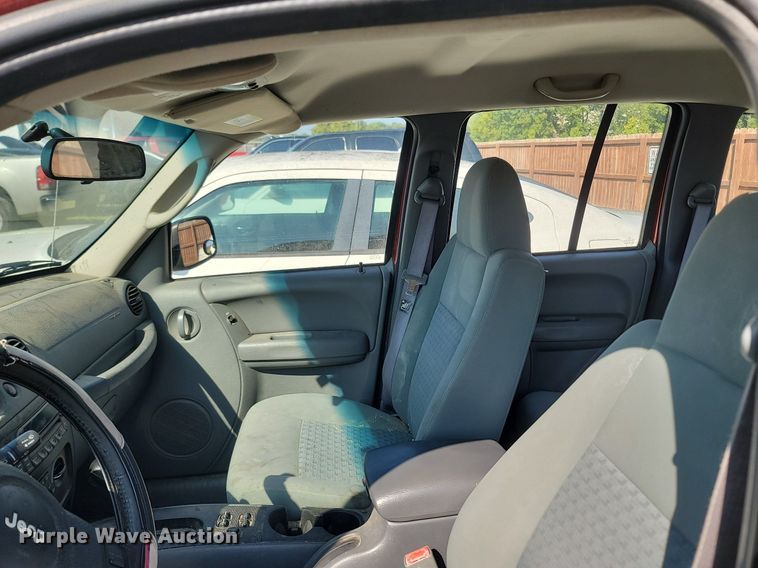 image for item OG9368 2006 Jeep Liberty  SUV