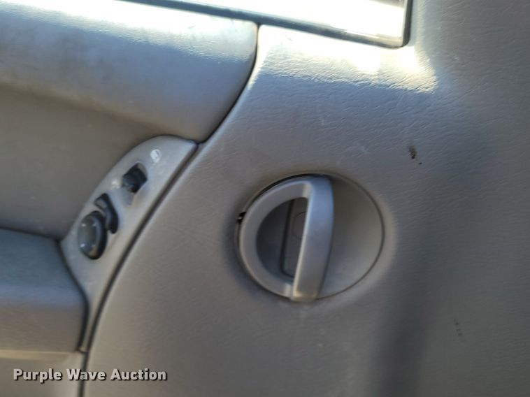 image for item OG9368 2006 Jeep Liberty  SUV