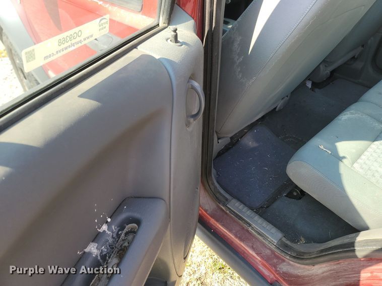 image for item OG9368 2006 Jeep Liberty  SUV