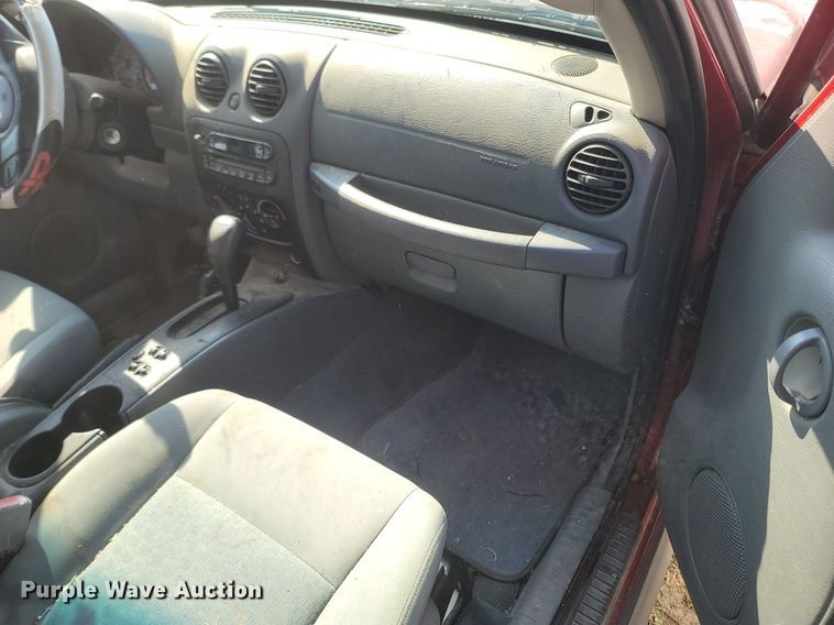 image for item OG9368 2006 Jeep Liberty  SUV