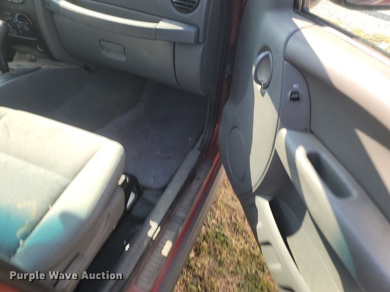 image for item OG9368 2006 Jeep Liberty  SUV