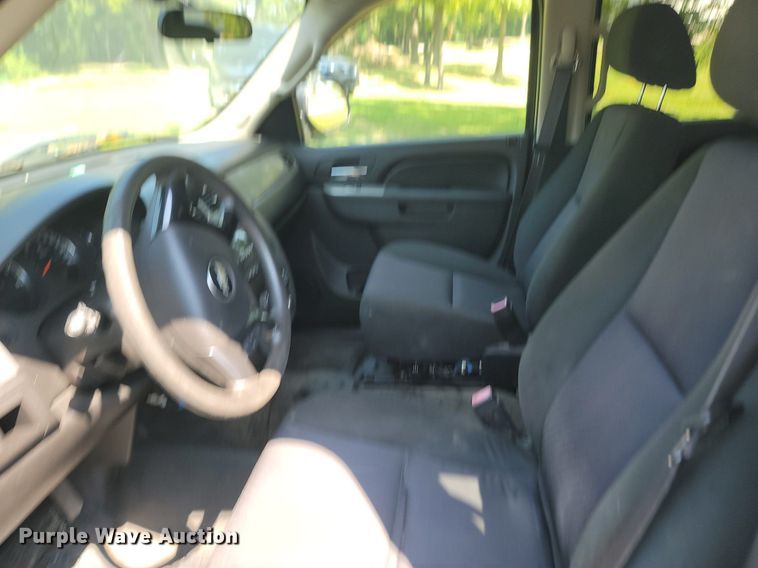 image for item OG9369 2013 Chevrolet Tahoe Police  SUV