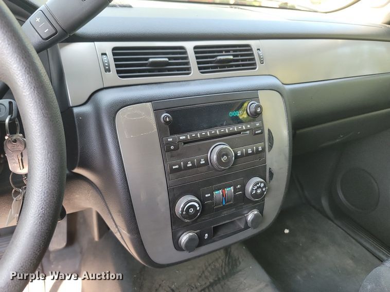 image for item OG9369 2013 Chevrolet Tahoe Police  SUV