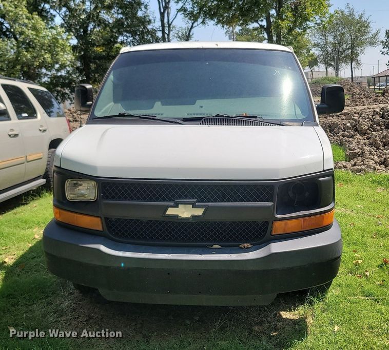 image for item OG9374 2009 Chevrolet Express 3500  van