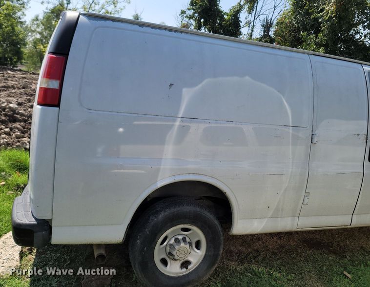 image for item OG9374 2009 Chevrolet Express 3500  van