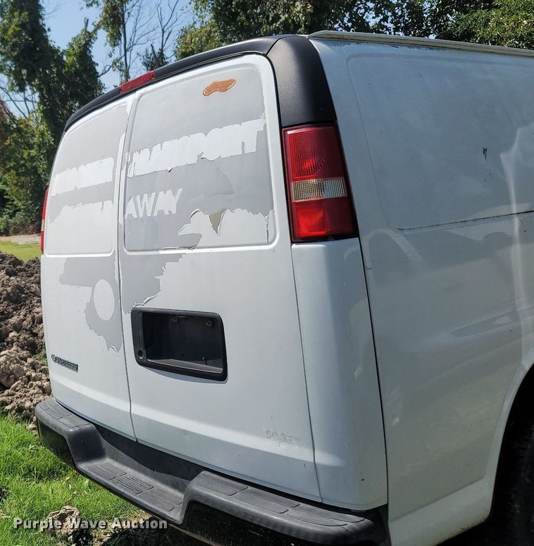 image for item OG9374 2009 Chevrolet Express 3500  van