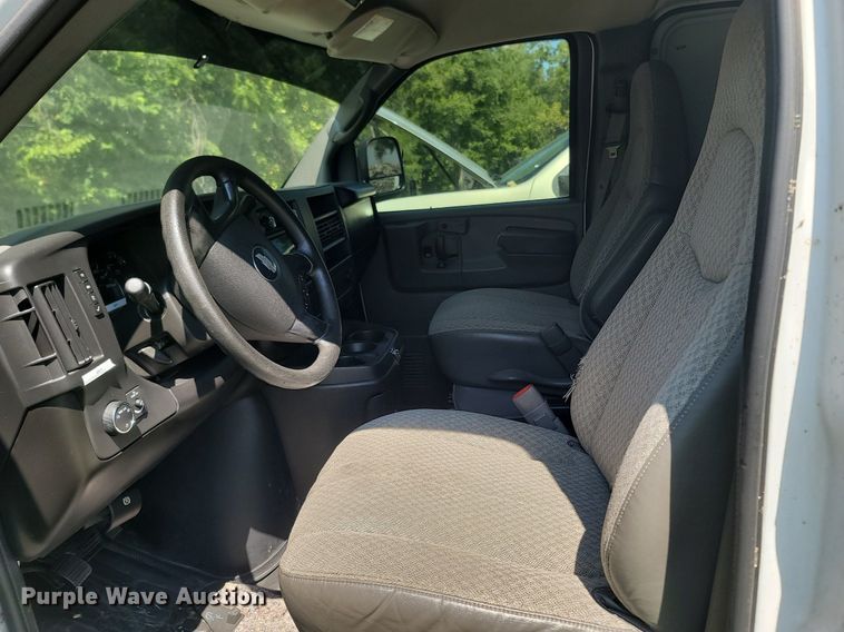 image for item OG9374 2009 Chevrolet Express 3500  van