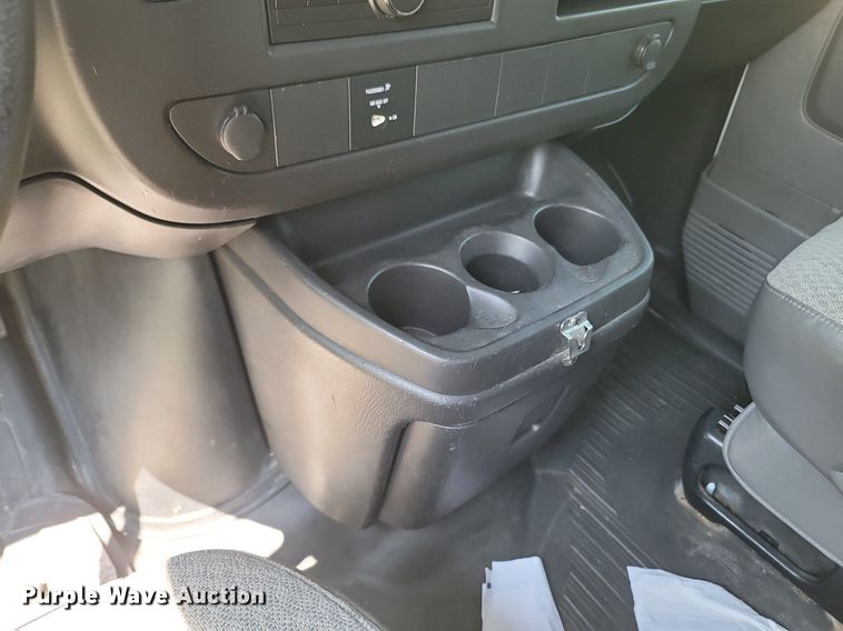 image for item OG9374 2009 Chevrolet Express 3500  van