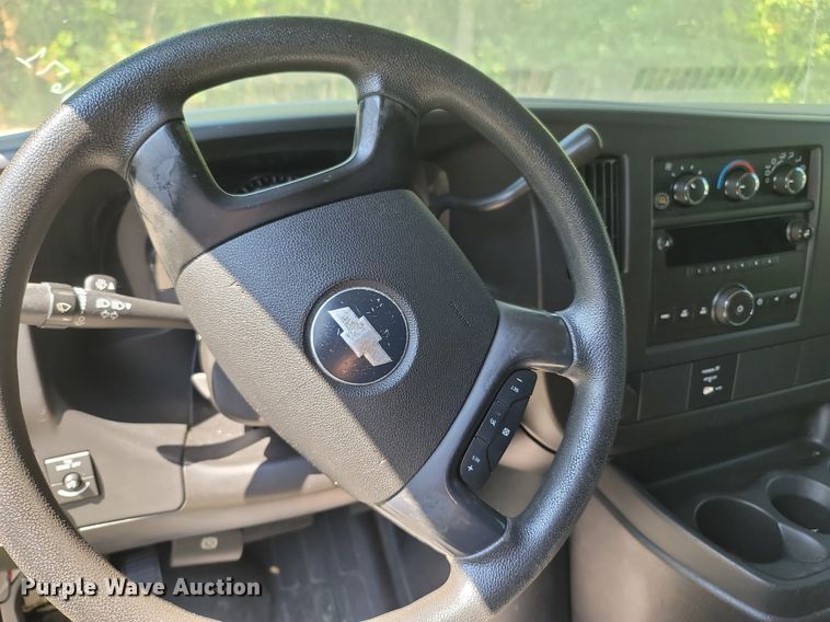 image for item OG9374 2009 Chevrolet Express 3500  van