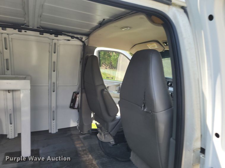 image for item OG9374 2009 Chevrolet Express 3500  van