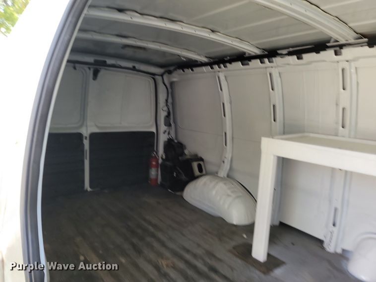 image for item OG9374 2009 Chevrolet Express 3500  van