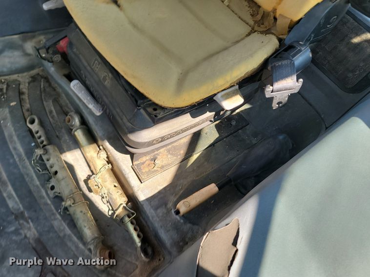 image for item OG9379 New Holland T6030  tractor