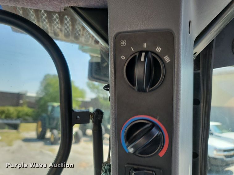 image for item OG9379 New Holland T6030  tractor