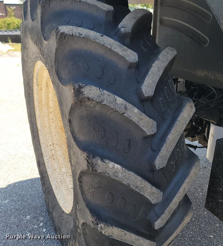 image for item OG9379 New Holland T6030  tractor