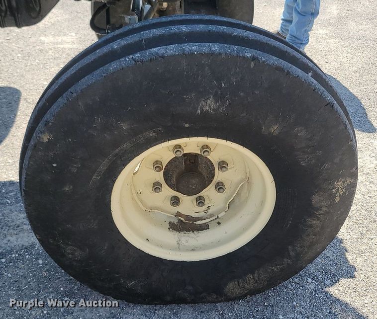 image for item OG9379 New Holland T6030  tractor