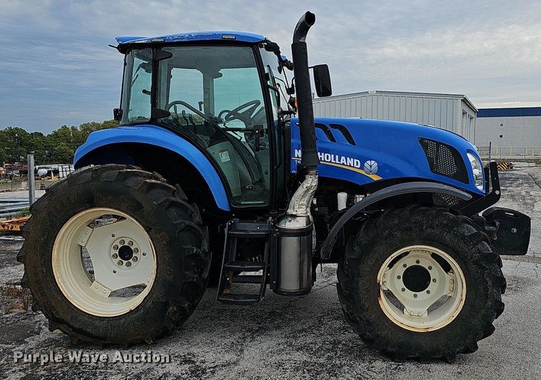 image for item OG9387 2016 New Holland TS6.110  MFWD tractor