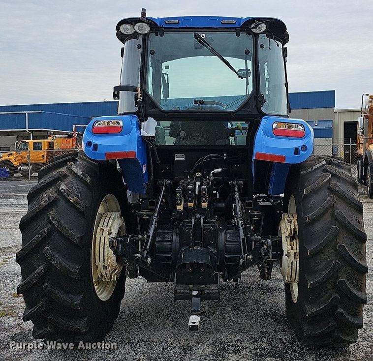 image for item OG9387 2016 New Holland TS6.110  MFWD tractor
