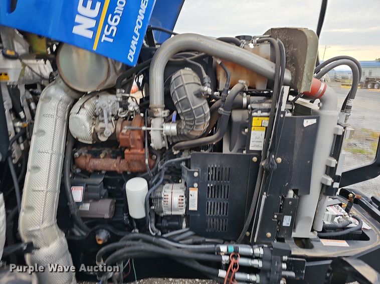 image for item OG9387 2016 New Holland TS6.110  MFWD tractor