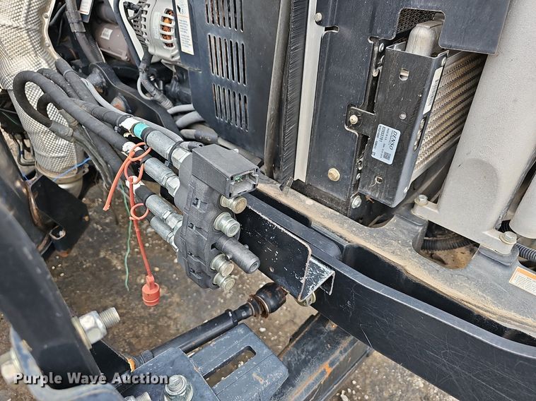 image for item OG9387 2016 New Holland TS6.110  MFWD tractor