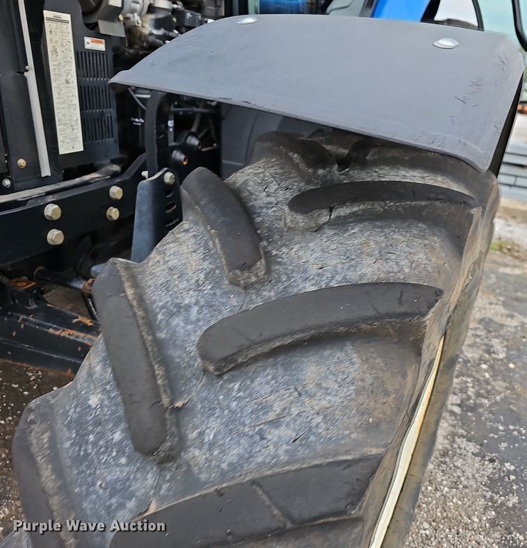 image for item OG9387 2016 New Holland TS6.110  MFWD tractor