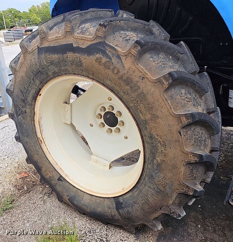 image for item OG9387 2016 New Holland TS6.110  MFWD tractor