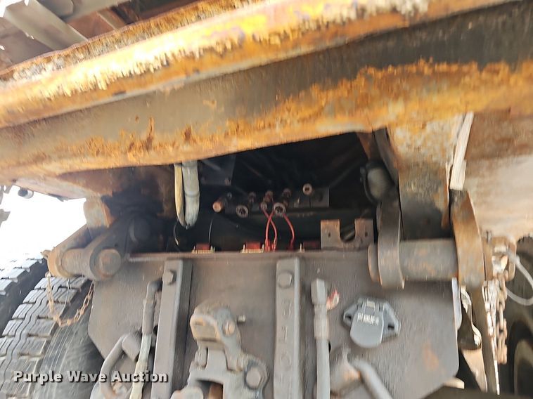 image for item OG9389 2008 International Work Star 7600  dump truck