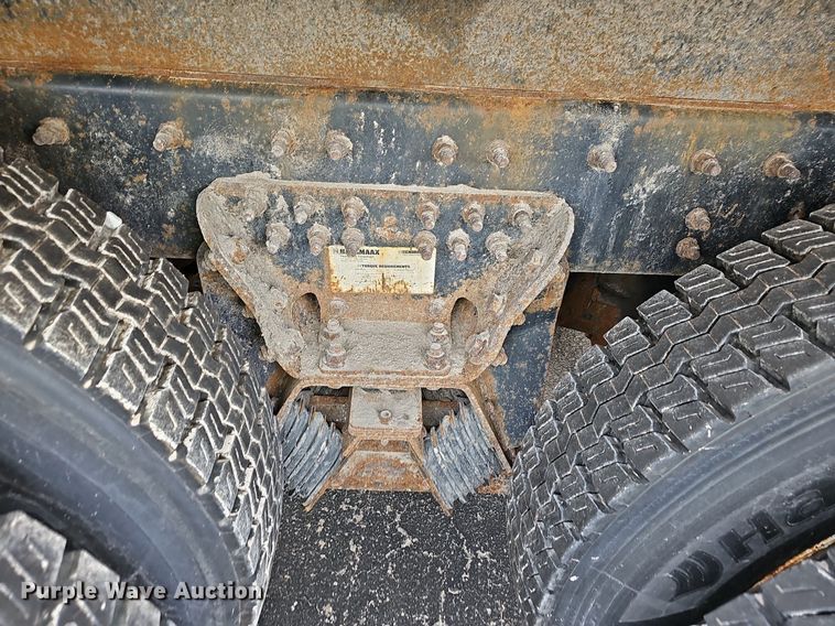 image for item OG9389 2008 International Work Star 7600  dump truck