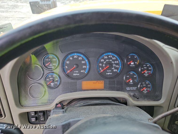 image for item OG9389 2008 International Work Star 7600  dump truck