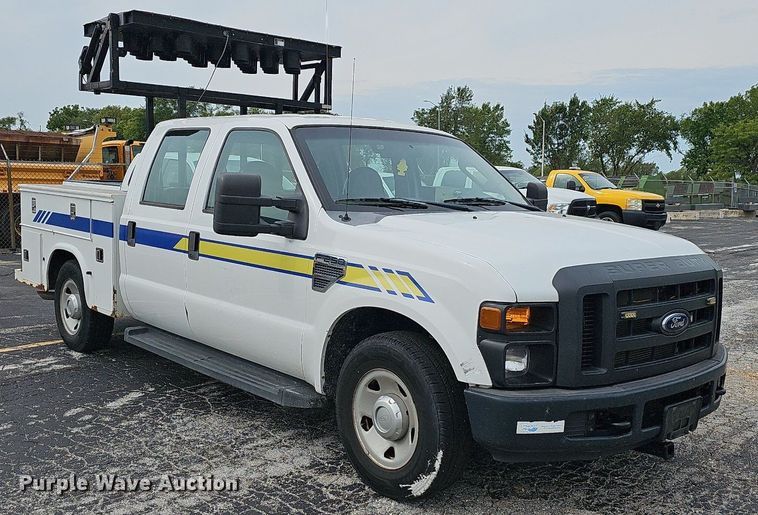 image for item OG9390 2009 Ford F250  Crew Cab utility bed pickup truck