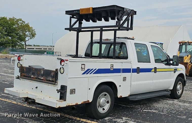 image for item OG9390 2009 Ford F250  Crew Cab utility bed pickup truck