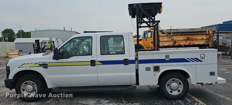 image for item OG9390 2009 Ford F250  Crew Cab utility bed pickup truck