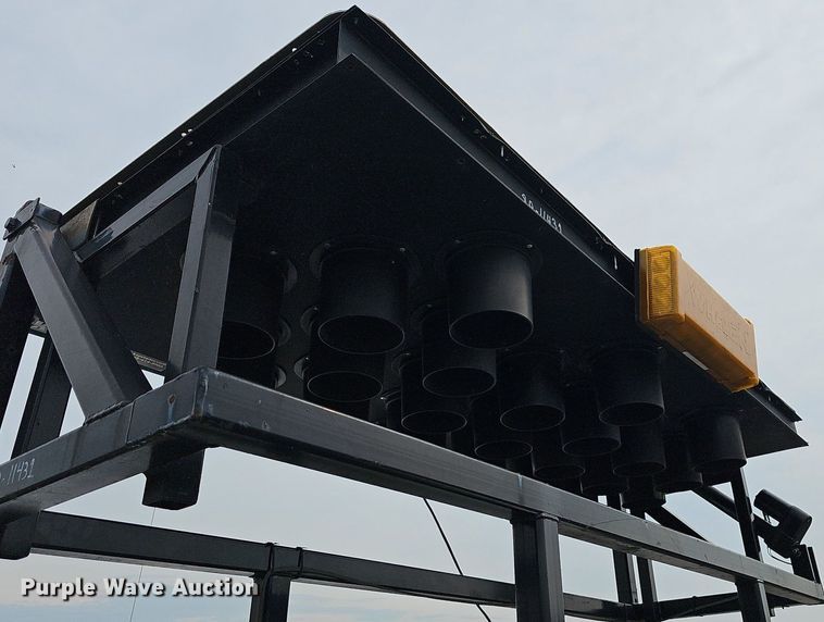 image for item OG9390 2009 Ford F250  Crew Cab utility bed pickup truck