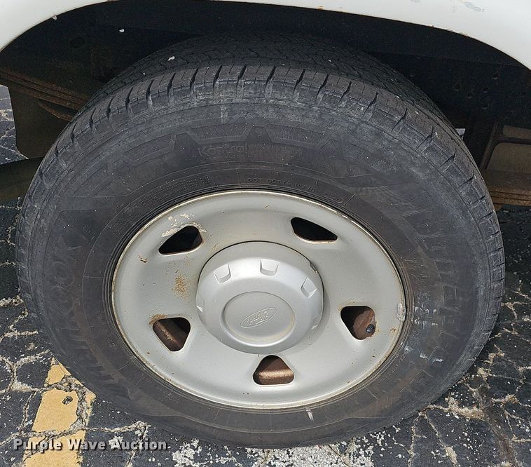 image for item OG9390 2009 Ford F250  Crew Cab utility bed pickup truck