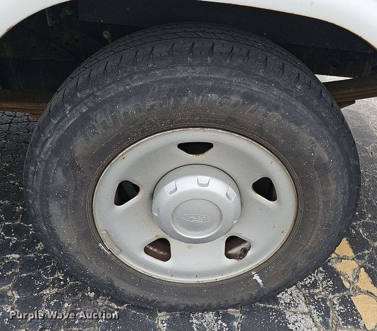 image for item OG9390 2009 Ford F250  Crew Cab utility bed pickup truck